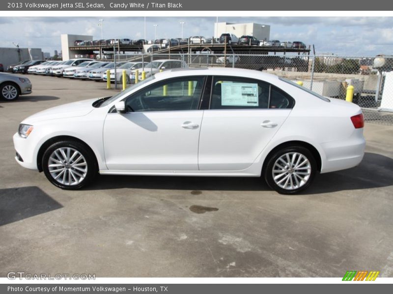 Candy White / Titan Black 2013 Volkswagen Jetta SEL Sedan