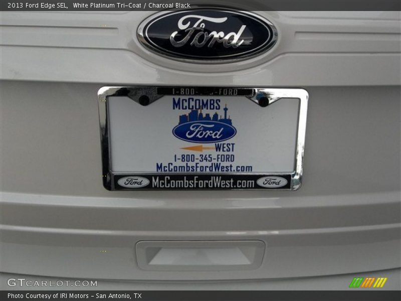 White Platinum Tri-Coat / Charcoal Black 2013 Ford Edge SEL