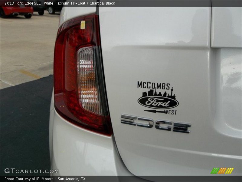 White Platinum Tri-Coat / Charcoal Black 2013 Ford Edge SEL