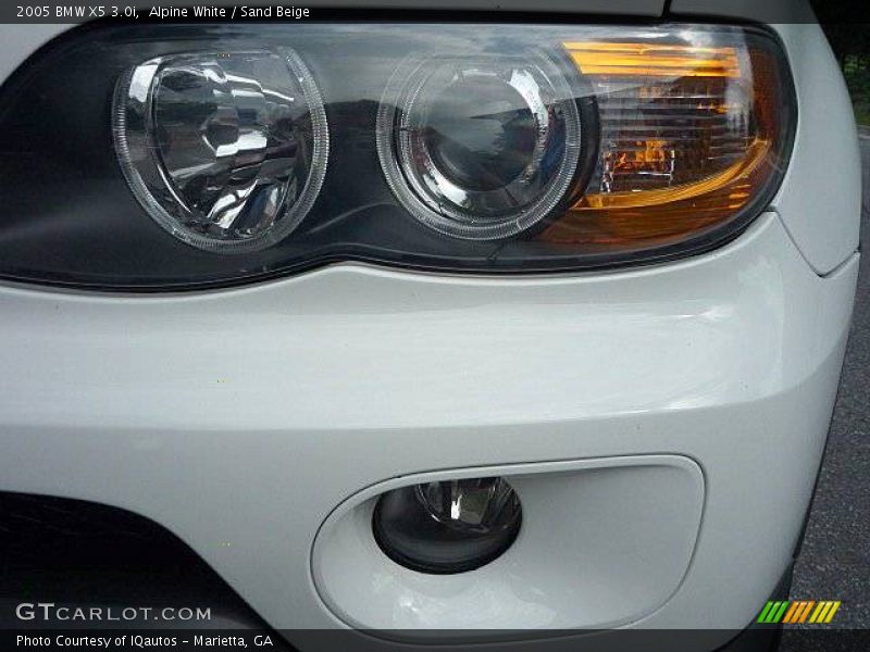 Alpine White / Sand Beige 2005 BMW X5 3.0i