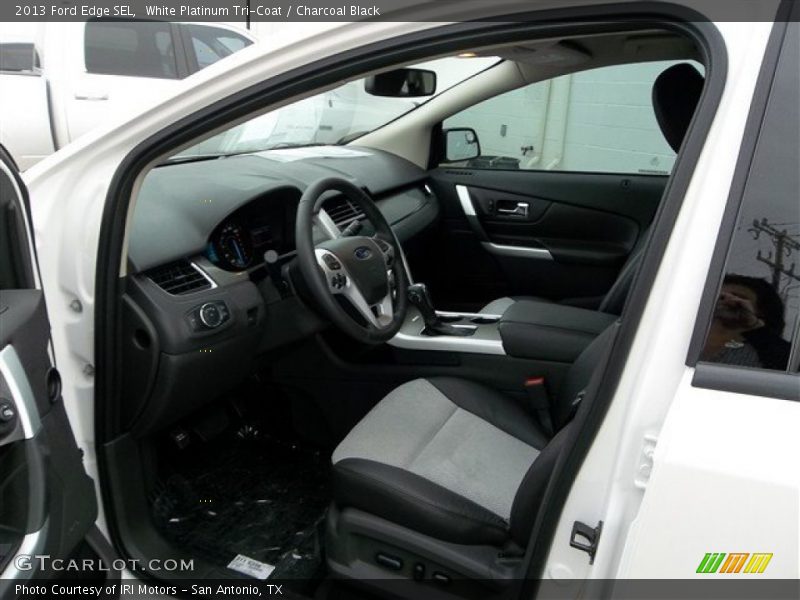 White Platinum Tri-Coat / Charcoal Black 2013 Ford Edge SEL