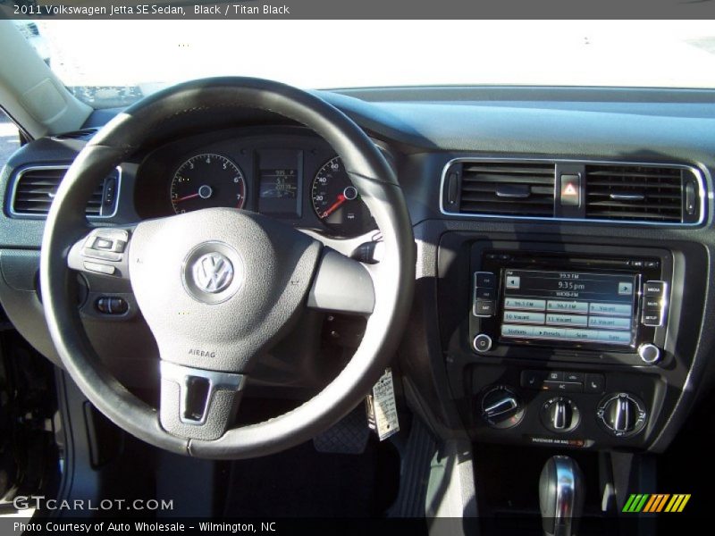 Black / Titan Black 2011 Volkswagen Jetta SE Sedan