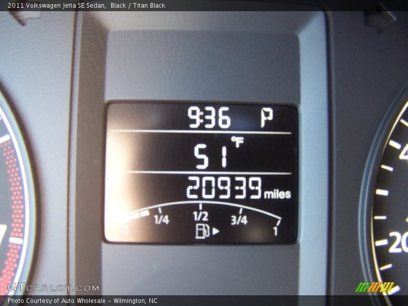 Black / Titan Black 2011 Volkswagen Jetta SE Sedan