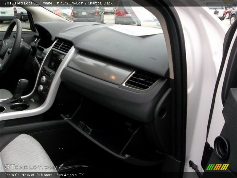 White Platinum Tri-Coat / Charcoal Black 2013 Ford Edge SEL