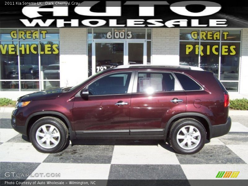 Dark Cherry / Gray 2011 Kia Sorento LX