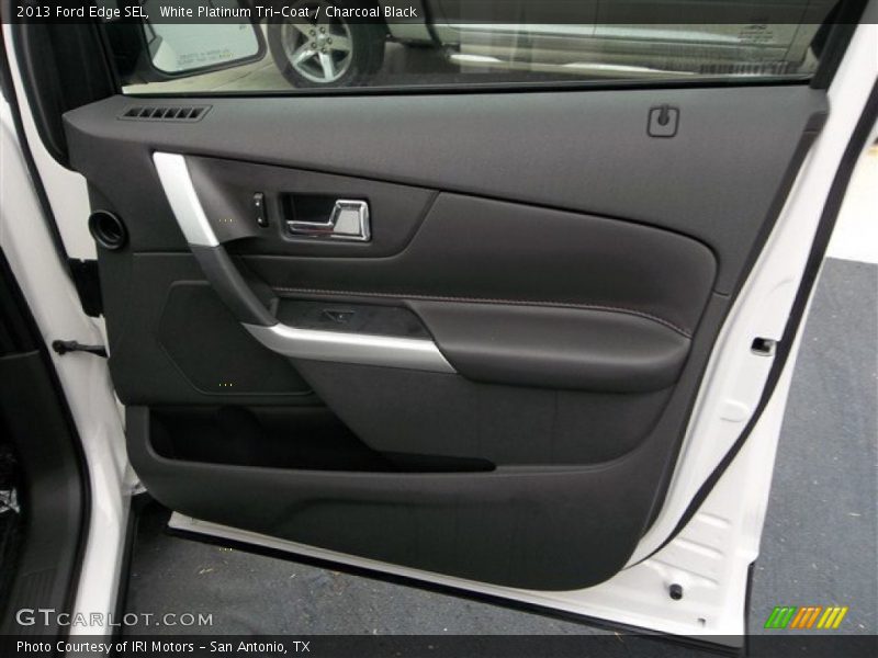 White Platinum Tri-Coat / Charcoal Black 2013 Ford Edge SEL