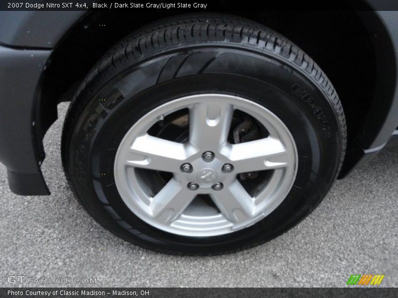 Black / Dark Slate Gray/Light Slate Gray 2007 Dodge Nitro SXT 4x4