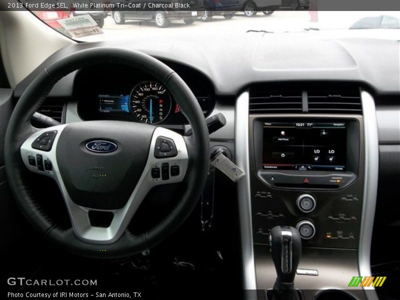 White Platinum Tri-Coat / Charcoal Black 2013 Ford Edge SEL