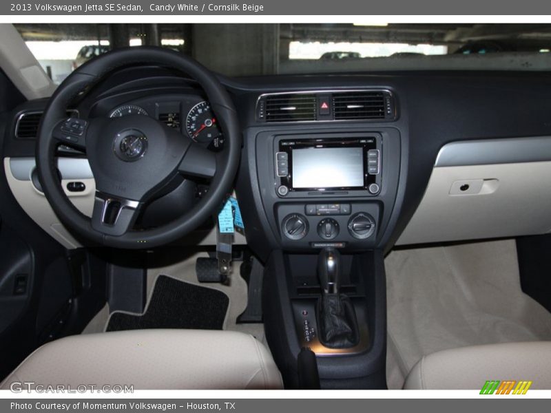 Candy White / Cornsilk Beige 2013 Volkswagen Jetta SE Sedan