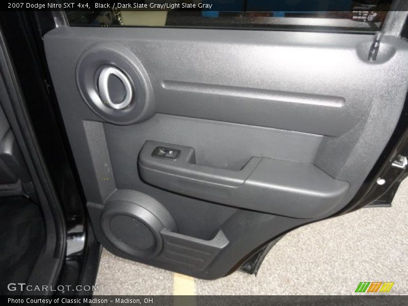 Black / Dark Slate Gray/Light Slate Gray 2007 Dodge Nitro SXT 4x4