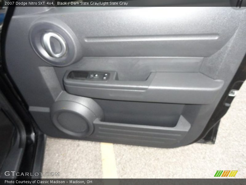 Black / Dark Slate Gray/Light Slate Gray 2007 Dodge Nitro SXT 4x4