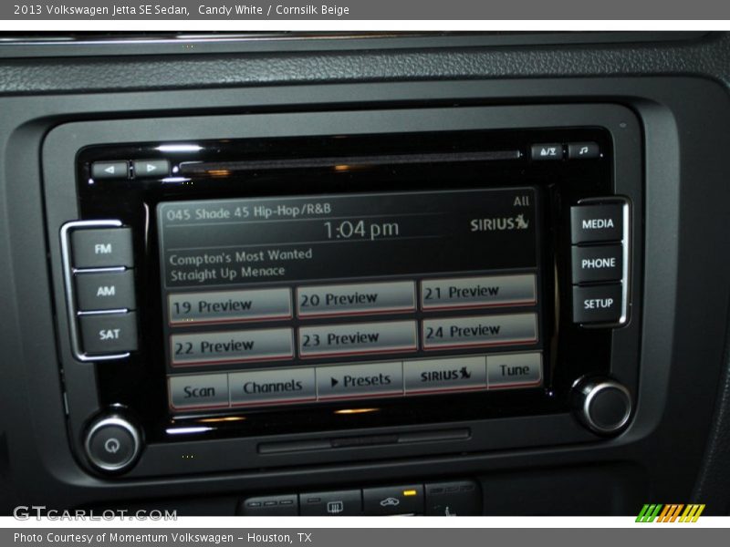 Candy White / Cornsilk Beige 2013 Volkswagen Jetta SE Sedan