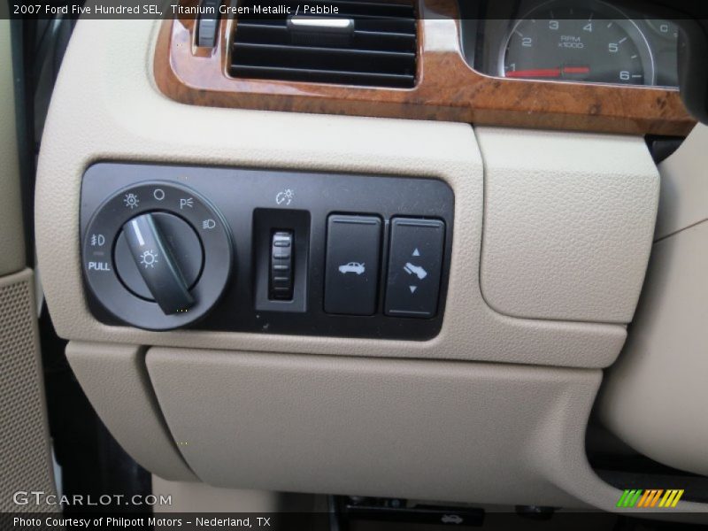 Controls of 2007 Five Hundred SEL