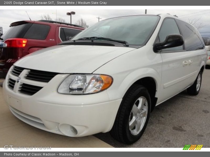 Stone White / Medium Slate Gray 2005 Dodge Grand Caravan SXT