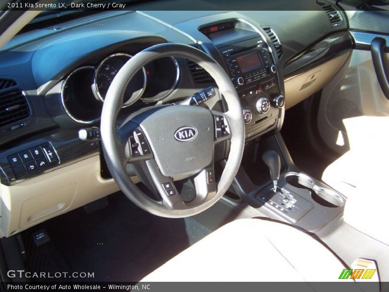 Dark Cherry / Gray 2011 Kia Sorento LX