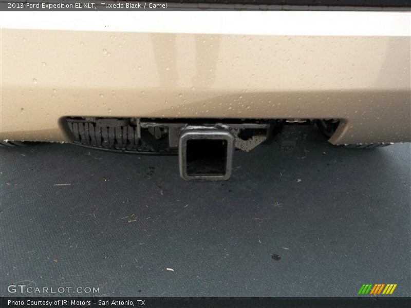 Tuxedo Black / Camel 2013 Ford Expedition EL XLT