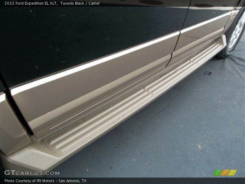 Tuxedo Black / Camel 2013 Ford Expedition EL XLT