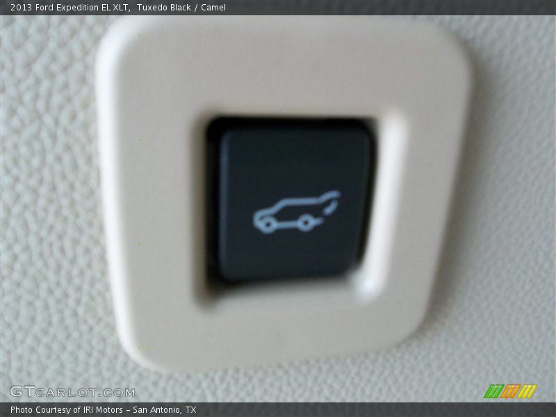 Tuxedo Black / Camel 2013 Ford Expedition EL XLT