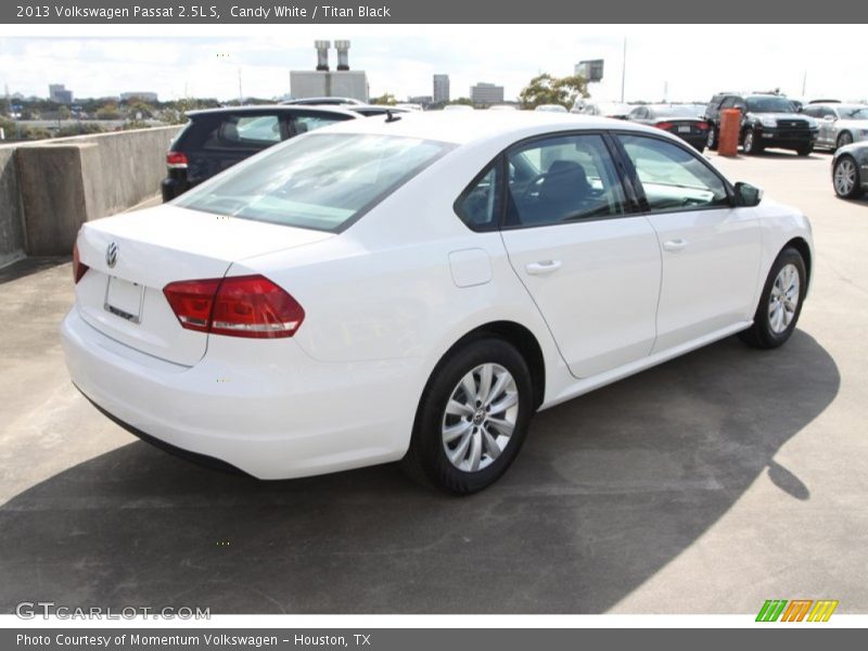Candy White / Titan Black 2013 Volkswagen Passat 2.5L S