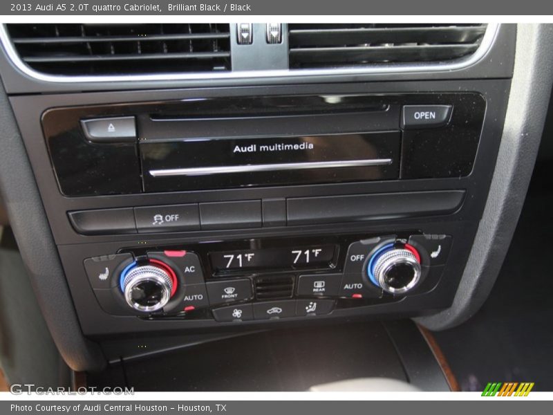 Controls of 2013 A5 2.0T quattro Cabriolet