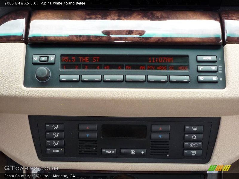 Alpine White / Sand Beige 2005 BMW X5 3.0i