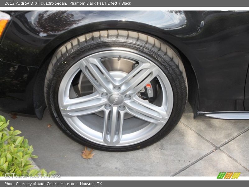 Phantom Black Pearl Effect / Black 2013 Audi S4 3.0T quattro Sedan