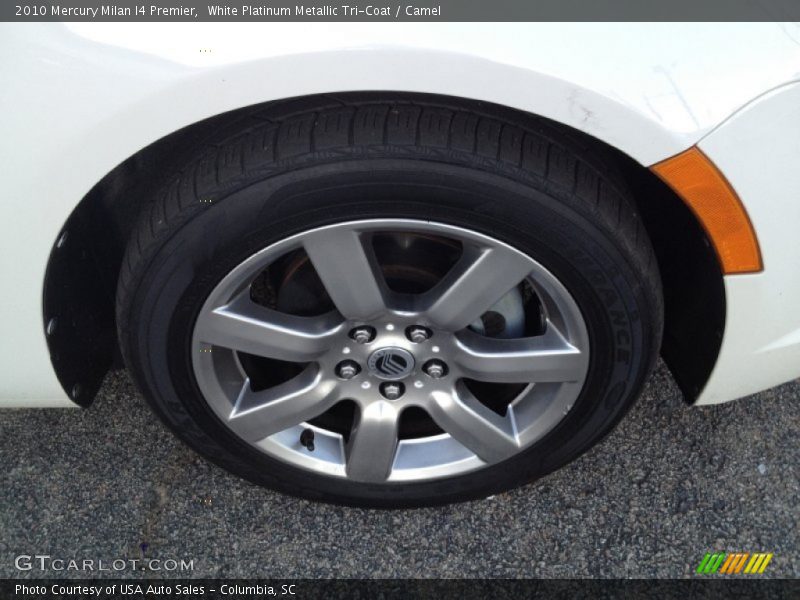 White Platinum Metallic Tri-Coat / Camel 2010 Mercury Milan I4 Premier