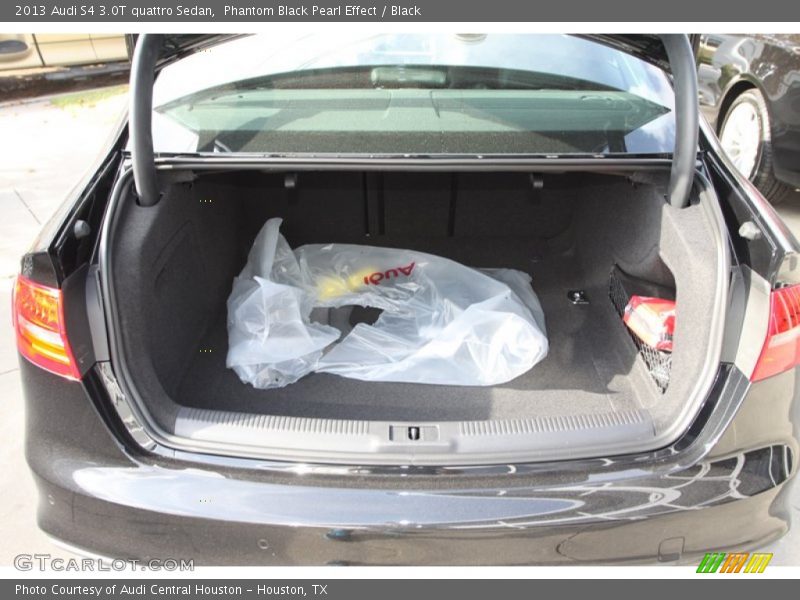 Phantom Black Pearl Effect / Black 2013 Audi S4 3.0T quattro Sedan