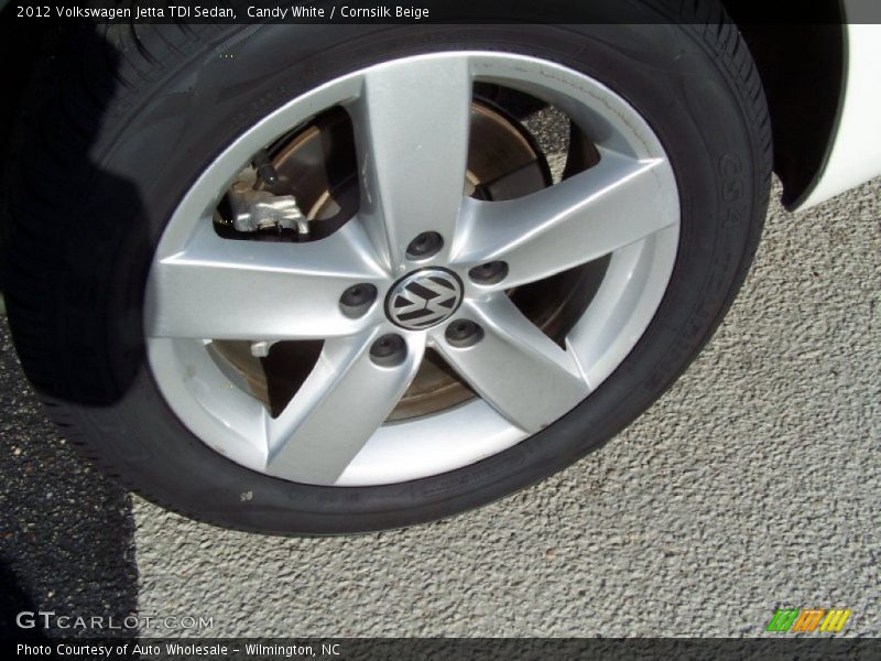 Candy White / Cornsilk Beige 2012 Volkswagen Jetta TDI Sedan