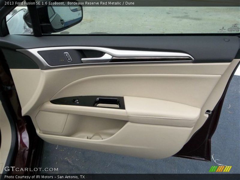 Door Panel of 2013 Fusion SE 1.6 EcoBoost
