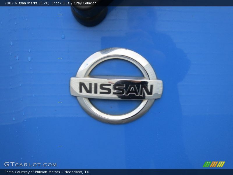Shock Blue / Gray Celadon 2002 Nissan Xterra SE V6