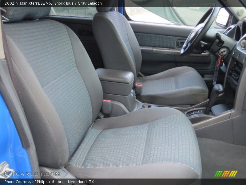  2002 Xterra SE V6 Gray Celadon Interior