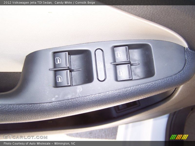 Candy White / Cornsilk Beige 2012 Volkswagen Jetta TDI Sedan