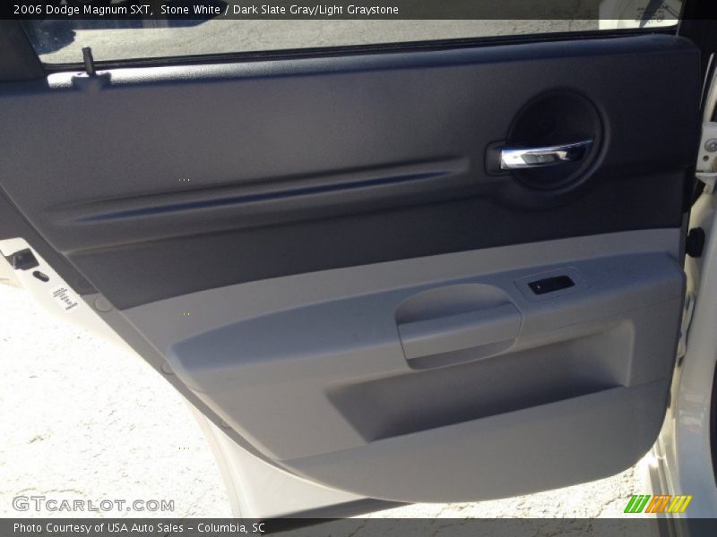 Stone White / Dark Slate Gray/Light Graystone 2006 Dodge Magnum SXT
