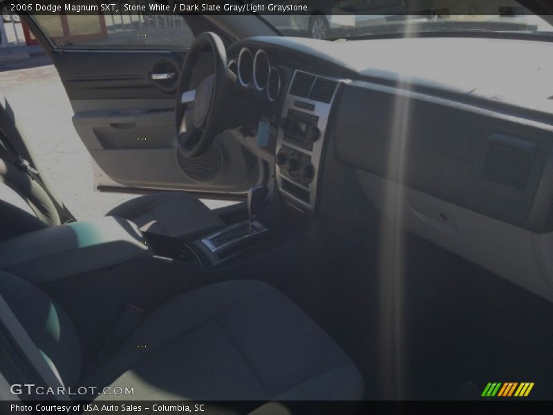 Stone White / Dark Slate Gray/Light Graystone 2006 Dodge Magnum SXT