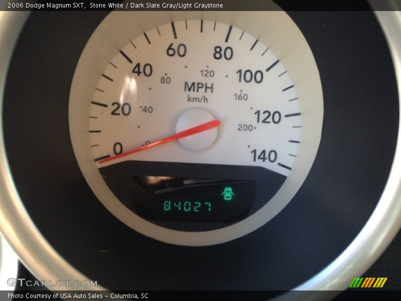 Stone White / Dark Slate Gray/Light Graystone 2006 Dodge Magnum SXT