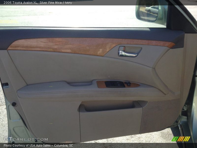Silver Pine Mica / Ivory 2006 Toyota Avalon XL