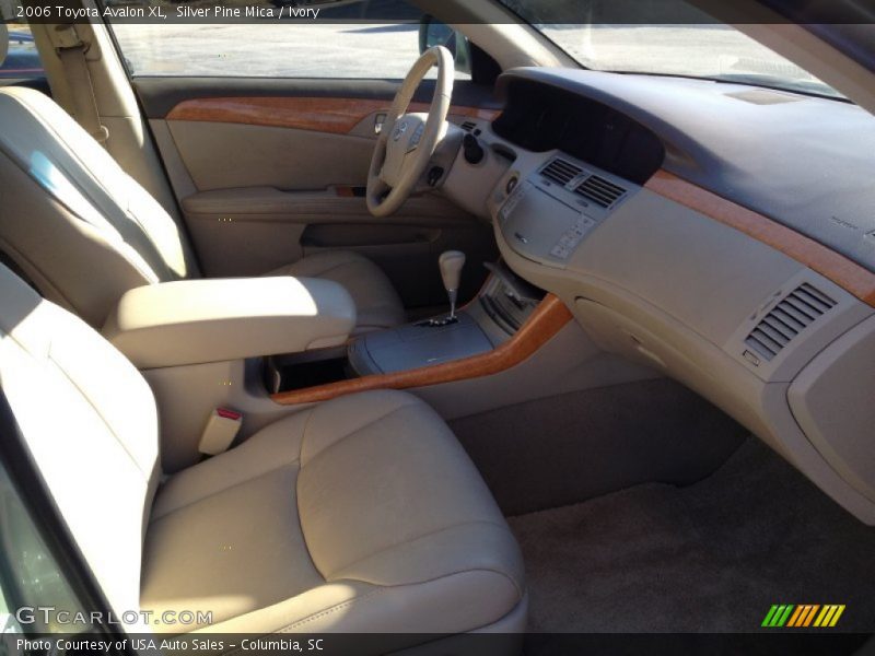 Silver Pine Mica / Ivory 2006 Toyota Avalon XL