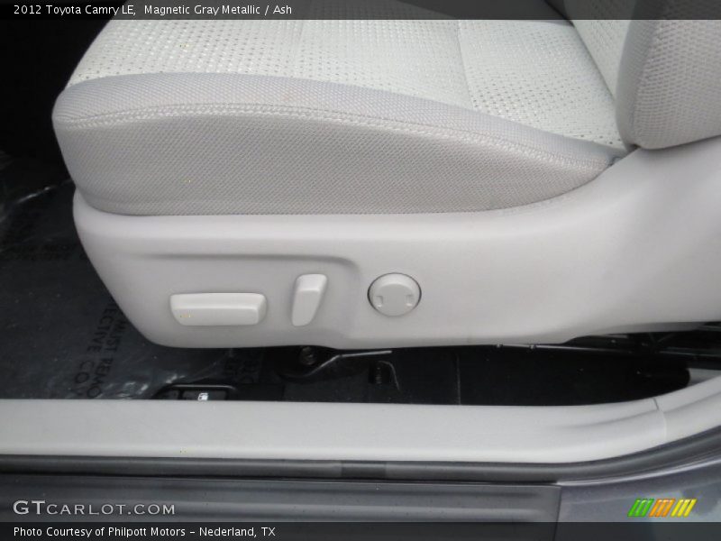 Magnetic Gray Metallic / Ash 2012 Toyota Camry LE