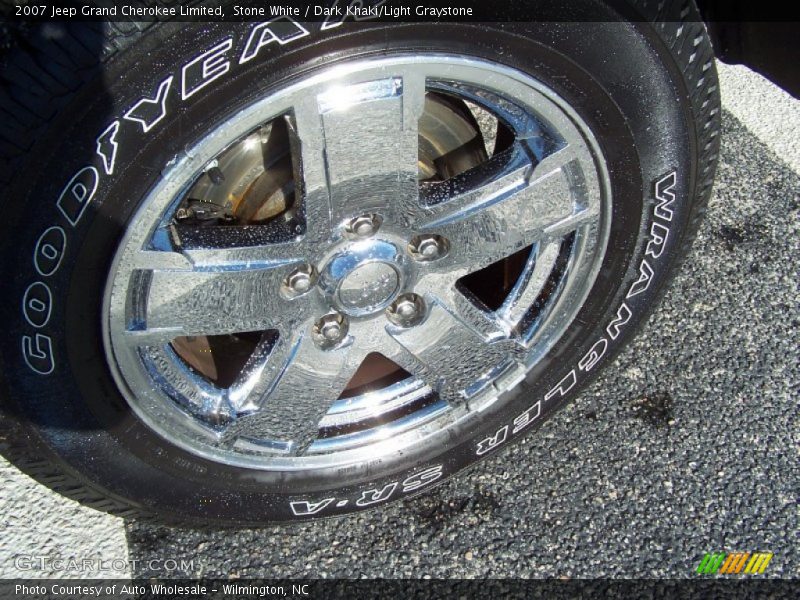 Stone White / Dark Khaki/Light Graystone 2007 Jeep Grand Cherokee Limited