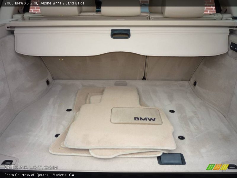 Alpine White / Sand Beige 2005 BMW X5 3.0i