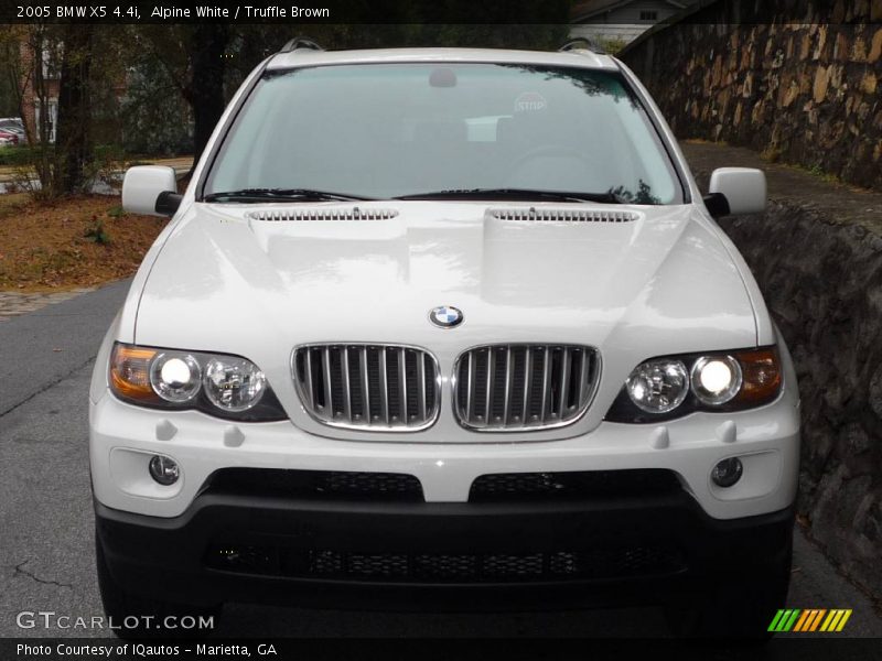 Alpine White / Truffle Brown 2005 BMW X5 4.4i