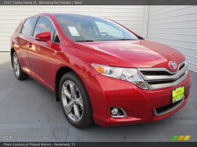 Front 3/4 View of 2013 Venza LE