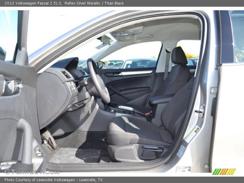 Reflex Silver Metallic / Titan Black 2013 Volkswagen Passat 2.5L S