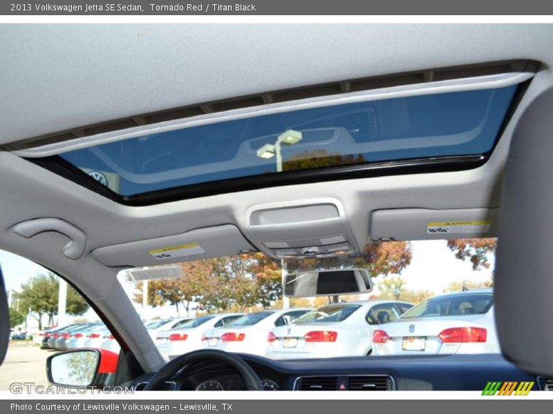 Tornado Red / Titan Black 2013 Volkswagen Jetta SE Sedan
