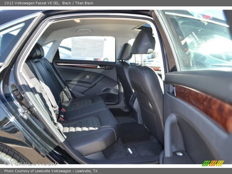 Black / Titan Black 2013 Volkswagen Passat V6 SEL