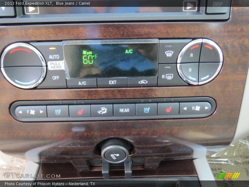 Blue Jeans / Camel 2013 Ford Expedition XLT