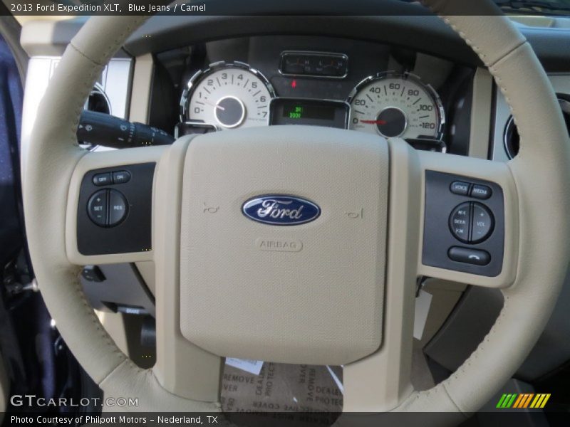 Blue Jeans / Camel 2013 Ford Expedition XLT