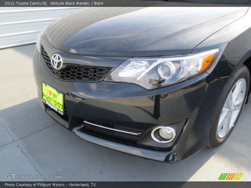 Attitude Black Metallic / Black 2012 Toyota Camry SE