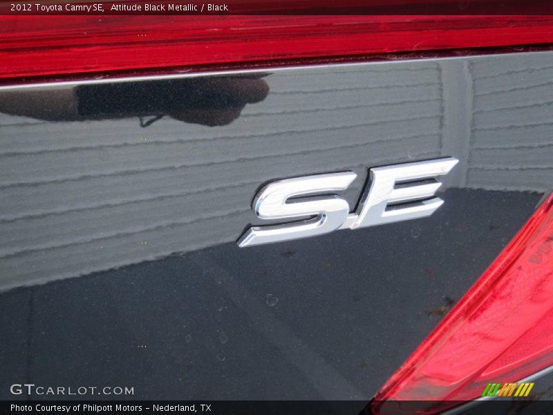 Attitude Black Metallic / Black 2012 Toyota Camry SE